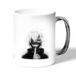 كوب قهوة بمقبض فضي بتصميم كانيكي طوكيو غول