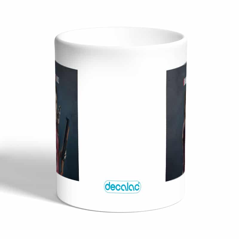 كوب-قهوة-بمقبض-فضي-بتصميم-كلير-رزدنت-إيفل-2-1