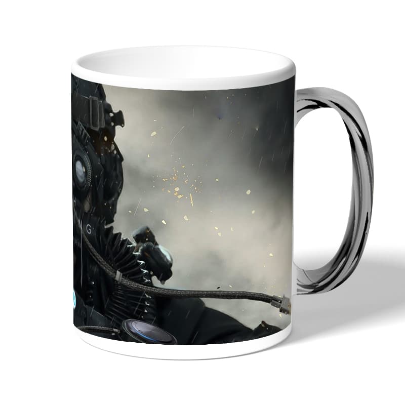 كوب قهوة بمقبض فضي بتصميم لعبة ديث ستراندنغ كوب قهوة بمقبض فضي بتصميم لعبة ديث ستراندنغ