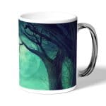 كوب قهوة بمقبض فضي بتصميم هالوين مخيف