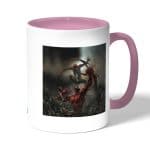 كوب قهوة بمقبض وردي بتصميم القتال ضد سبايدر مان