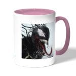 كوب قهوة بمقبض وردي بتصميم الوحش فينوم