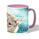 كوب قهوة بمقبض وردي بتصميم ذئب