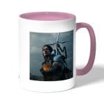 كوب قهوة بمقبض وردي بتصميم سام بريدجز ديث ستراندنغ