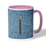 كوب قهوة بمقبض وردي بتصميم سحاب