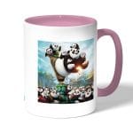 كوب قهوة بمقبض وردي بتصميم عائلة كونغ فو باندا