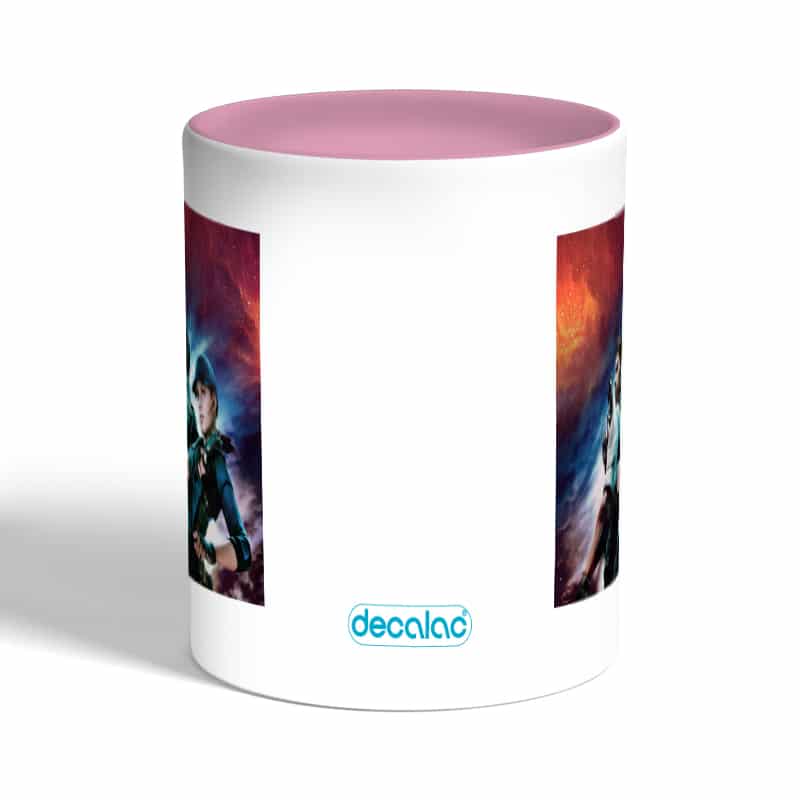 كوب-قهوة-بمقبض-وردي-بتصميم-كريس-وكلير-ريدفيلد-2-1