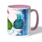 كوب قهوة بمقبض وردي بتصميم مناكير