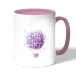 كوب قهوة بمقبض وردي بتصميم منطاد بالورد