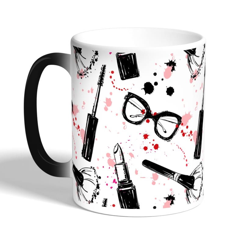 كوب-قهوة-سحري-لون-اسود-بتصميم-ادوات-المكياج-والموضة-2