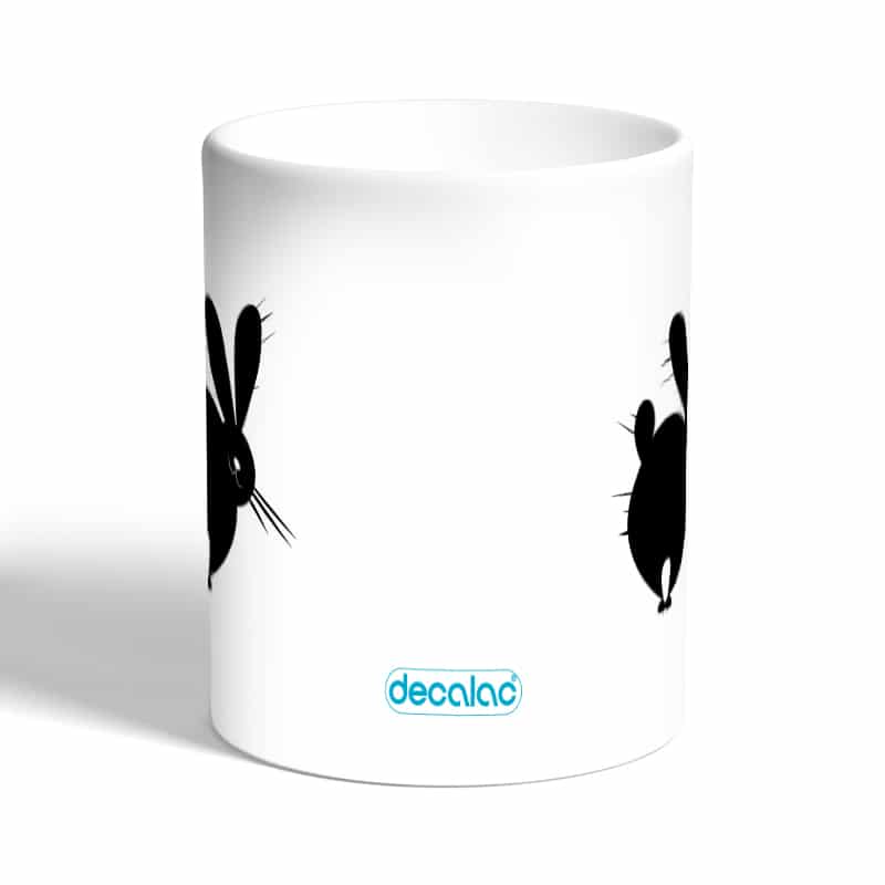 كوب-قهوة-سحري-لون-اسود-بتصميم-ارنب-مخيف-1