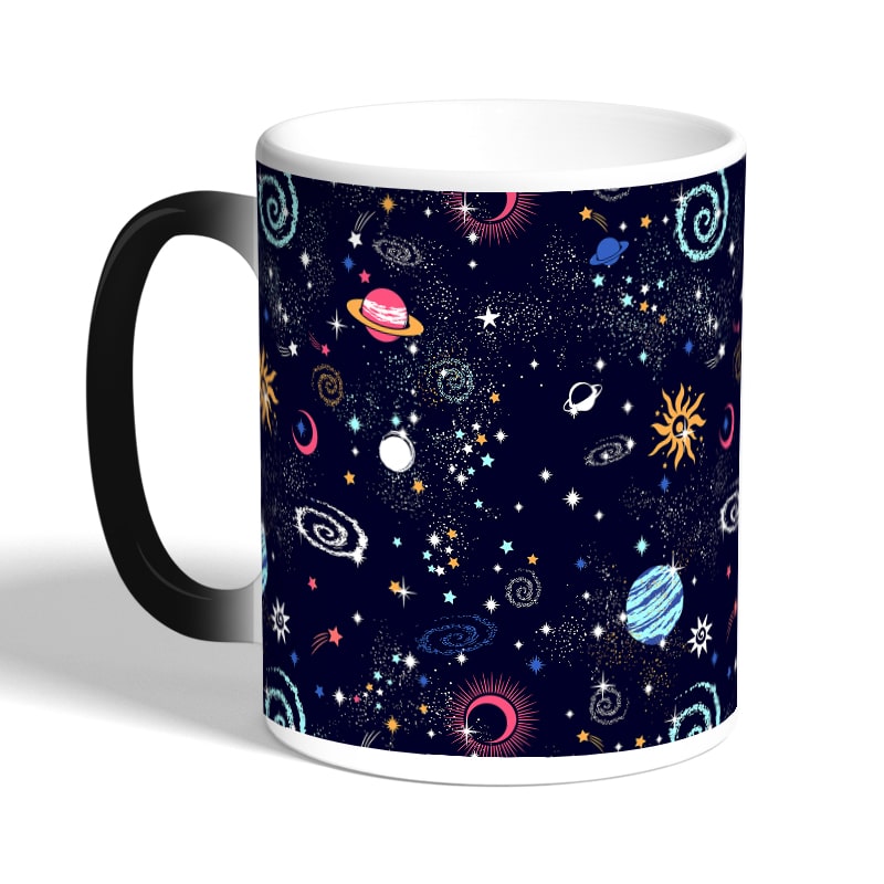 كوب-قهوة-سحري-لون-اسود-بتصميم-الفضاء-والمجرة-2