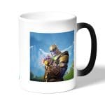 كوب قهوة سحري لون اسود بتصميم ثانوس فورتنايت