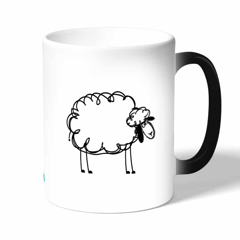 كوب قهوة سحري لون اسود بتصميم خروف كوب قهوة سحري لون اسود بتصميم خروف