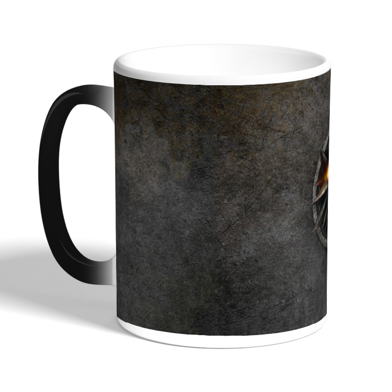 كوب-قهوة-سحري-لون-اسود-بتصميم-شعار-ذا-ويتشر-2