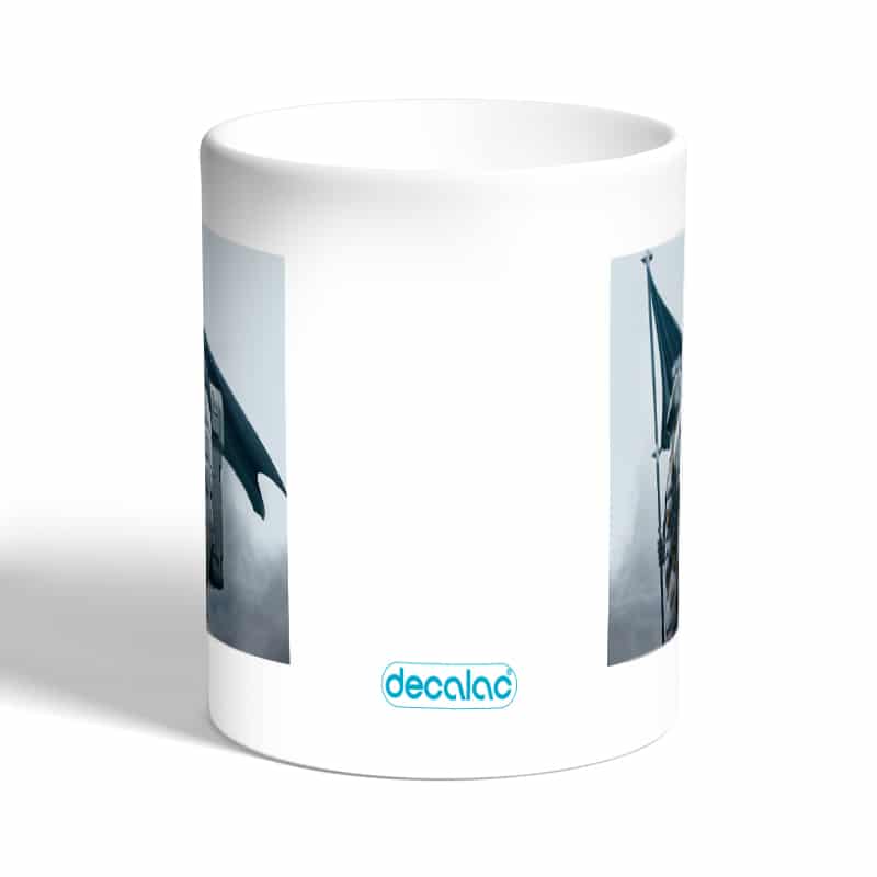 كوب-قهوة-سحري-لون-اسود-بتصميم-شياطين-هومو-ديث-ستراندنغ-1