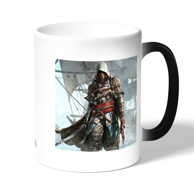 كوب قهوة سحري لون اسود بتصميم قتال مع القراصنه أساسنز كريد كوب قهوة سحري لون اسود بتصميم قتال مع القراصنه أساسنز كريد
