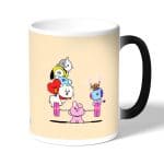 كوب قهوة سحري لون اسود بتصميم قوه كوكي شخصيات BT21