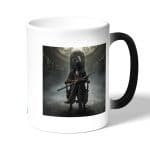 كوب قهوة سحري لون اسود بتصميم ليدي ماريا بلود بورن