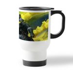 كوب قهوة للسيارة لون ابيض بتصميم أبيكس ليجندز كوستيك