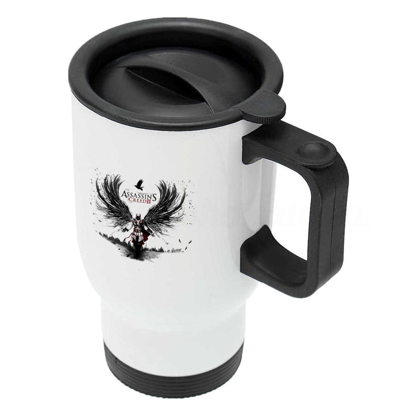 كوب-قهوة-للسيارة-لون-ابيض-بتصميم-أساسنز-كريد-الجناح-الأسود-3