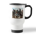 كوب قهوة للسيارة لون ابيض بتصميم حرب بحريه أساسنز كريد