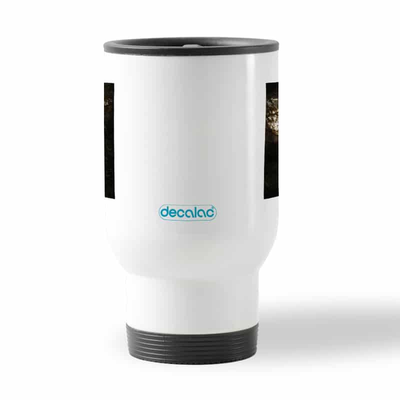 كوب-قهوة-للسيارة-لون-ابيض-بتصميم-ريزدنت-إيفل-2-1