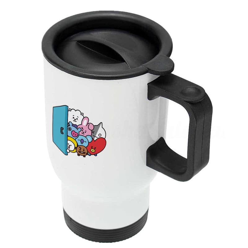 كوب-قهوة-للسيارة-لون-ابيض-بتصميم-عائلة-بانقتان-شخصيات-BTS-3