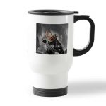 كوب قهوة للسيارة لون ابيض بتصميم غضب فينوم