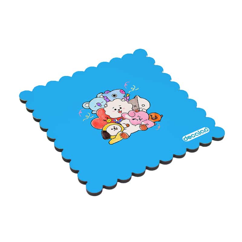 لبادة كوب الشاي او القهوة بتصميم عناق أر جي شخصيات BT21 لبادة كوب الشاي او القهوة بتصميم عناق أر جي شخصيات BT21