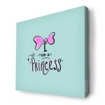 لوحة جدارية قماش كانفس باطار خشبي داخلي بتصميم أميره