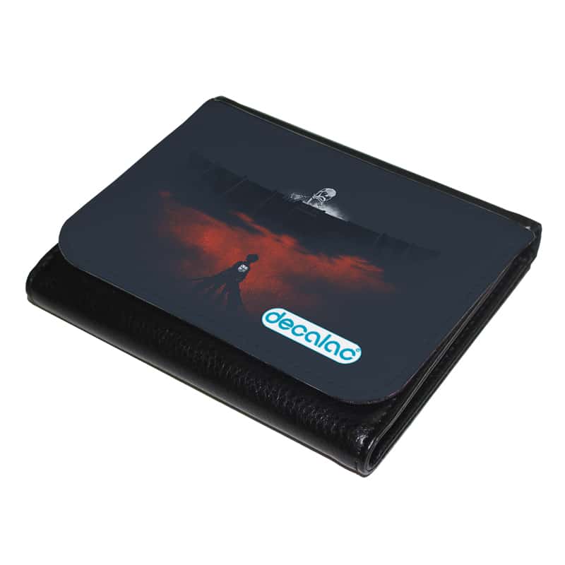 محفظة-جلد-بتصميم-ايرين-ضد-العمالقه-هجوم-العمالقة-1