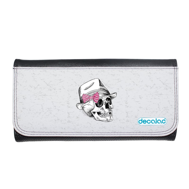 محفظة جلد بتصميم جمجمه بقبعه محفظة جلد بتصميم جمجمه بقبعه