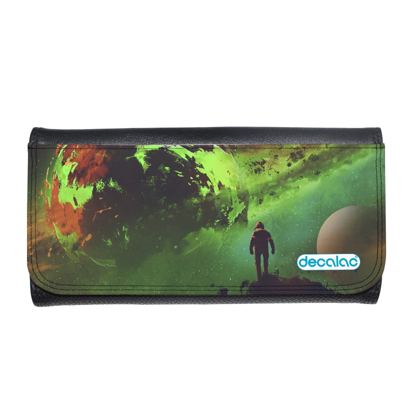 محفظة جلد بتصميم رحله الى الفضاء محفظة جلد بتصميم رحله الى الفضاء