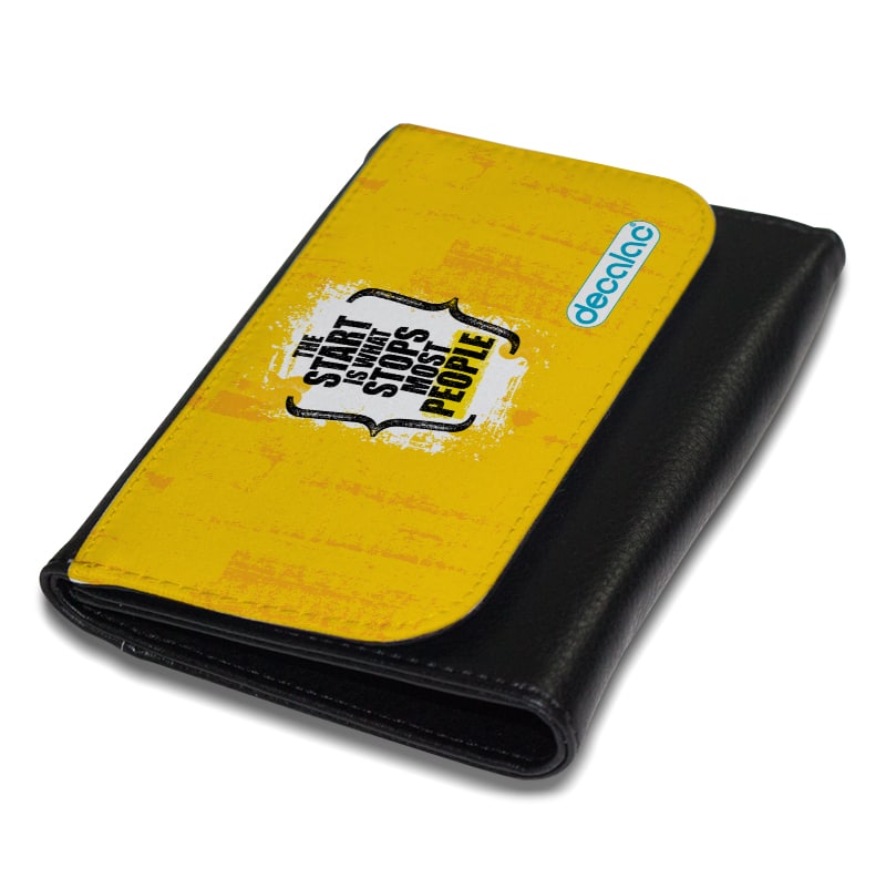 محفظة-جلد-بتصميم-عبارات-انجليزية-1