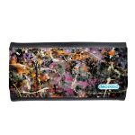 محفظة جلد  بتصميم فن تجريدي