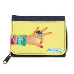 محفظة جينز بتصميم اكسسوارات يد امرأة محفظة جينز بتصميم اكسسوارات يد امرأة