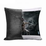 مخدة سحرية مع الحشوة لون اسود بتصميم أساسنز كريد