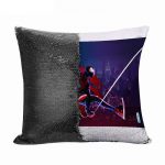 مخدة سحرية مع الحشوة لون اسود بتصميم إنتو ذا سبايدر فيرس