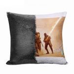 مخدة سحرية مع الحشوة لون اسود بتصميم اطلاق النار باتلفيلد