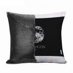 مخدة سحرية مع الحشوة لون اسود بتصميم اكتمال القمر