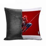 مخدة سحرية مع الحشوة لون اسود بتصميم الرجل العنكبوت مارفل