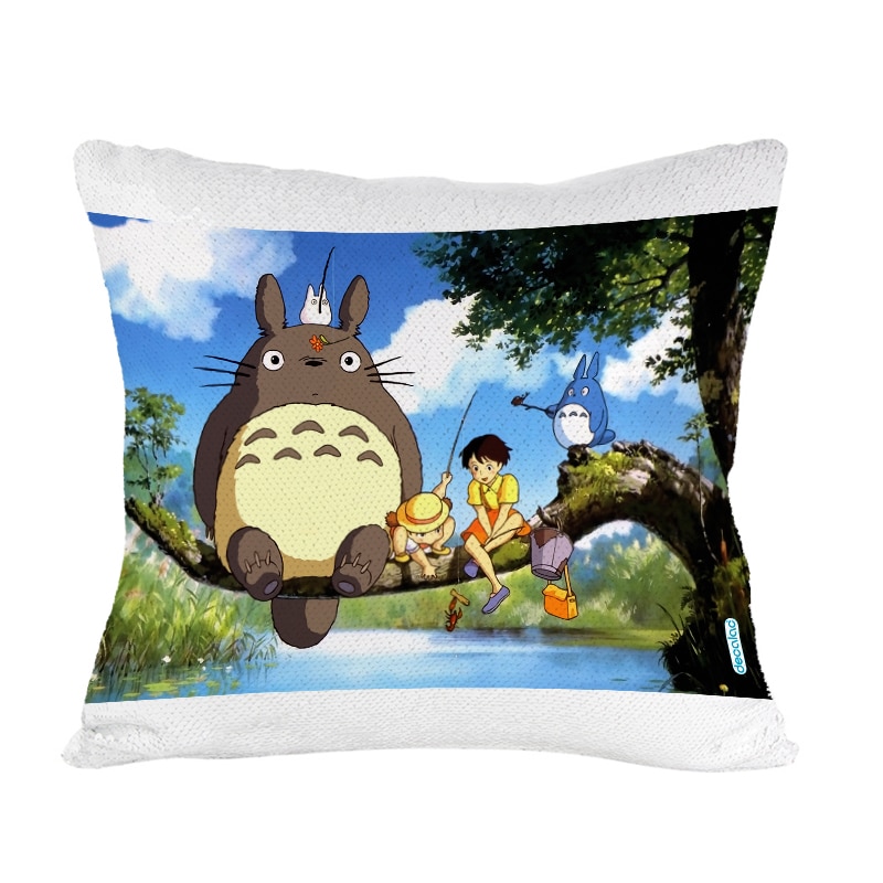 مخدة-سحرية-مع-الحشوة-لون-اسود-بتصميم-الصيد-مع-جاري-توتورو-1