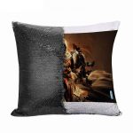 مخدة سحرية مع الحشوة لون اسود بتصميم الطائرمع الصقر أساسنز كريد