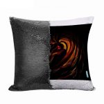 مخدة سحرية مع الحشوة لون اسود بتصميم اوبيتو اوتشيها انمي ناروتو