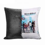 مخدة سحرية مع الحشوة لون اسود بتصميم تشابك الأيدي كل الانميات