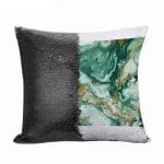 مخدة سحرية مع الحشوة لون اسود بتصميم ذهبي وأخضر