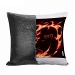 مخدة سحرية مع الحشوة لون اسود بتصميم رقصة الهينوكامي غاكورا