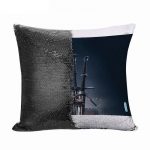 مخدة سحرية مع الحشوة لون اسود بتصميم سيف فضي أفعواني من ذا ويتشر 3 وايلد هانت