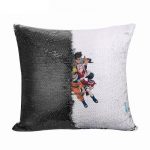 مخدة سحرية مع الحشوة لون اسود بتصميم شخصيات ناروتو وهم صغار